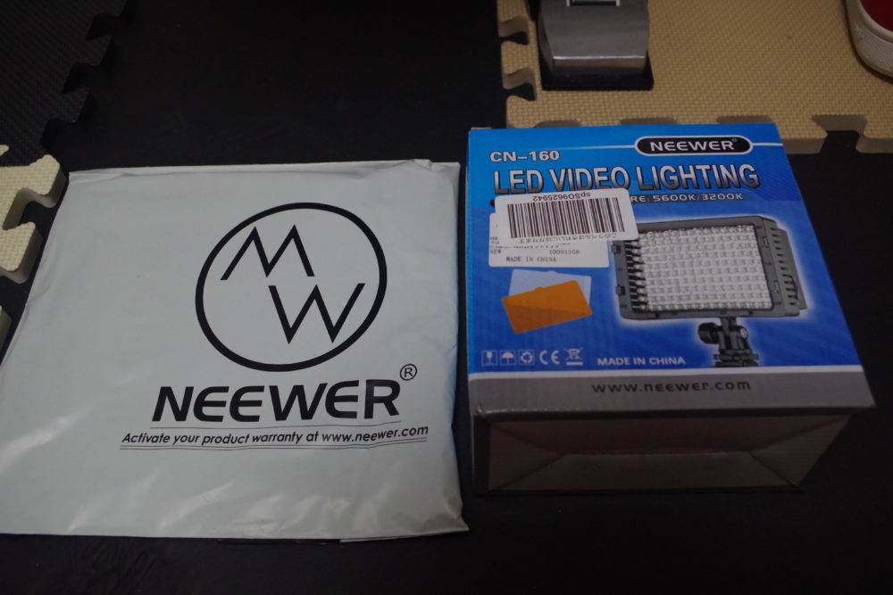 NEEWER-CN160とディフューザー